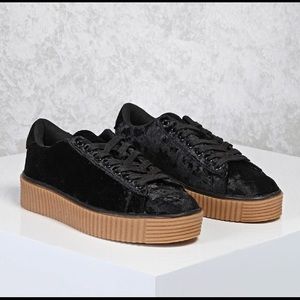 Never worn Platform velvet sneakers